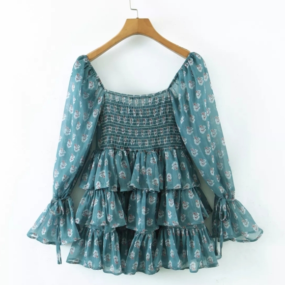 Floral Lace Up Corset Style Tiered Skirt Mini Dress with Fluted Sleeve - Picture 5 of 15